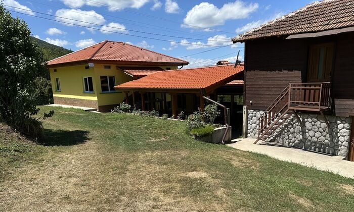 Вила под наем Рай