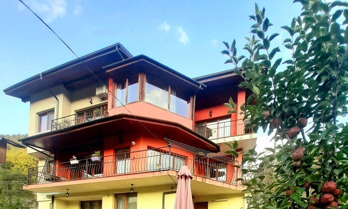 Великден в сърцето на Родопите - Смолян