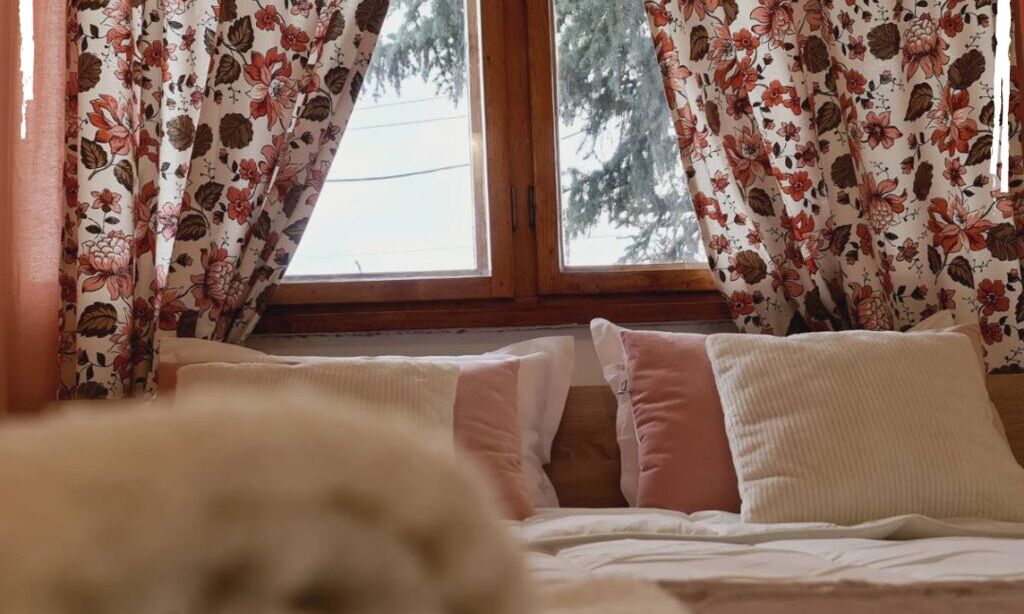 Пролетна ваканция, 3 дни вила с джакузи, батут и игри