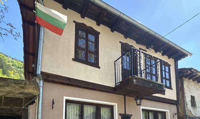 23-24.05. в Троянския Балкан - в къща с 2 камини и механа, до река