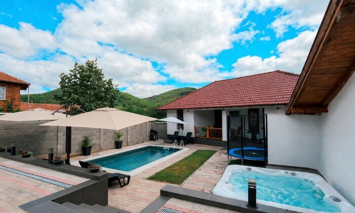 Великденска оферта