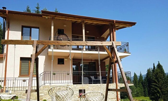 Самостоятелна вила