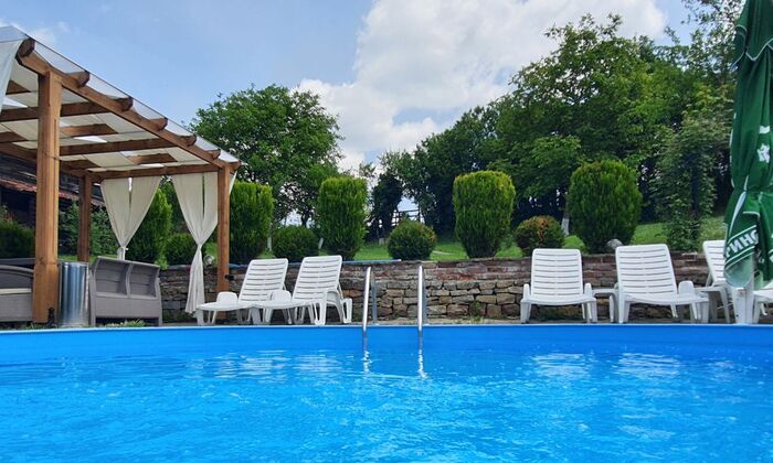 Лято на вила с басейн в Еленски Балкан